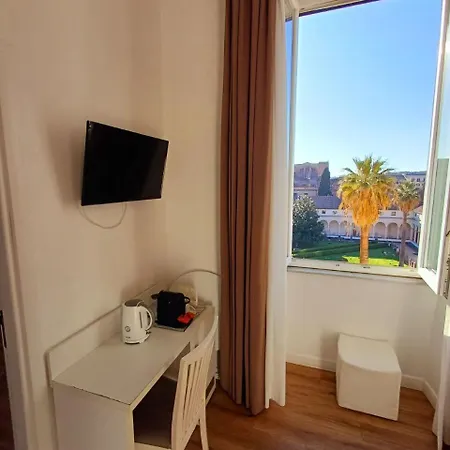 Casa de hóspedes Michelangelo Termini 4*