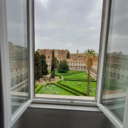 X2 Con Splendida Vista Sulle Terme Di Diocleziano E Sul Chiostro Di Michelangelo 招待所 *
