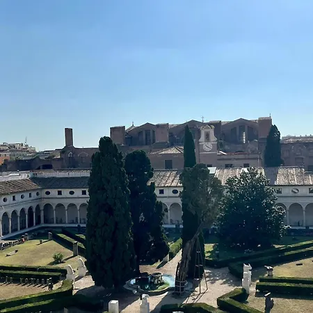 X2 Con Splendida Vista Sulle Terme Di Diocleziano E Sul Chiostro Di Michelangelo Pensión *